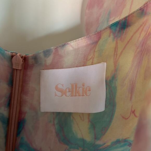 Selkie The Princess Dress in Stepmom - Picture 4 of 6